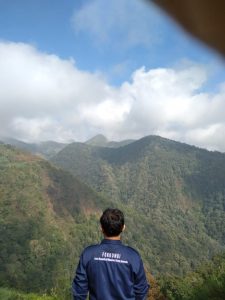 Pemandangan Sekitar Curug Sirawe