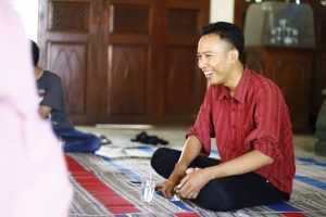 Senyumin Aja