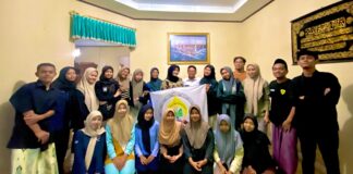FORKOMBI.COM - PBAK (Pengenalan Budaya Akademik dan Kemahasiswaan) UIN Salatiga 2024 berlangsung, mahasiswa yang tergabung dalam Kembang Saga (Keluarga Mahasiswa Batang Salatiga) inisiatif beri penginapan kepada mahasiswa baru maupun panitia PBAK selama enam hari.