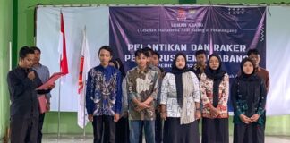 FORKOMBI.COM - Optimalisasi kepengurusan baru, Lemah Abang (Lesehan Mahasiswa Asal Batang di Pekalongan) selenggarakan Pelantikan dan Raker (Rapat Kerja) pengurus Lemah Abang periode 2024-2025 pada pertengahan Februari (17-18/2) di MWC NU Kecamatan Subah.