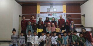 FORKOMBI.COM - Sambut kemuliaan bulan Ramadhan, Lemah Abang (Lesehan Mahasiswa Asal Batang di Pekalongan) menggelar Gema Ramadhan di TPQ Mistahussibyan Desa Ngadirejo, Reban pada akhir bulan Maret (23-24/3).