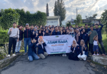 FORKOMBI.COM - Kolaborasi lintas angkatan, Keluarga Mahasiswa Batang UNNES Sutera (Kembang Sutera) menggelar Asam Basa (Asik Semalam Bersama Kembang Sutera) di Villa Azalea Pagilaran, Blado pada pertengahan Januari 2024 (13-14/01).