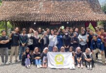 Satukan rasa saudara antar mahasiswa Batang di Yogyakarta, Forum Silaturahmi Mahasiswa Batang Yogyakarta (FORSIMBA) menyelenggarakan Malam Keakraban (Makrab) di Tegal Loegood, Sleman, Yogyakarta, pada minggu awal Oktober 2024 (5-6/10).