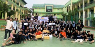 FORKOMBI.COM - Rekatkan tali silaturahmi lintas angkatan, KMBS (Keluarga Mahasiswa Batang Semarang) UIN Walisongo menggelar KMBS Fungames 2023 bertempat di SMK Ma'arif NU 01 Limpung pada penghujung tahun 2023 (23/12).