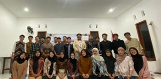 FORKOMBI.COM - Regenerasi kepemimpinan baru, IMABA (Ikatan Mahasiswa Batang) Universitas Tidar Magelang menggelar Pemilihan Ketua dan Pelantikan Pengurus IMABA Untidar Periode 2024-2025 pada pertengahan November (18/11) di Balai RW 6 Potrobangsan, Magelang.